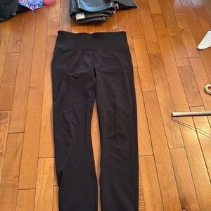 Vuori Black Ribbed top Band Leggins. S.